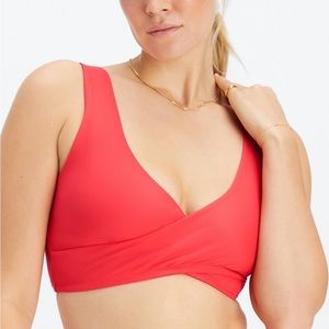 FABLETICS women’s Low Impact Crossover Sports Bra